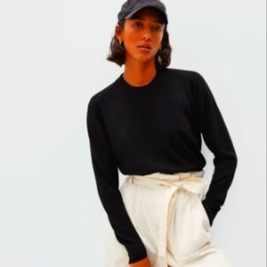Black Everlane Cashmere Sweater